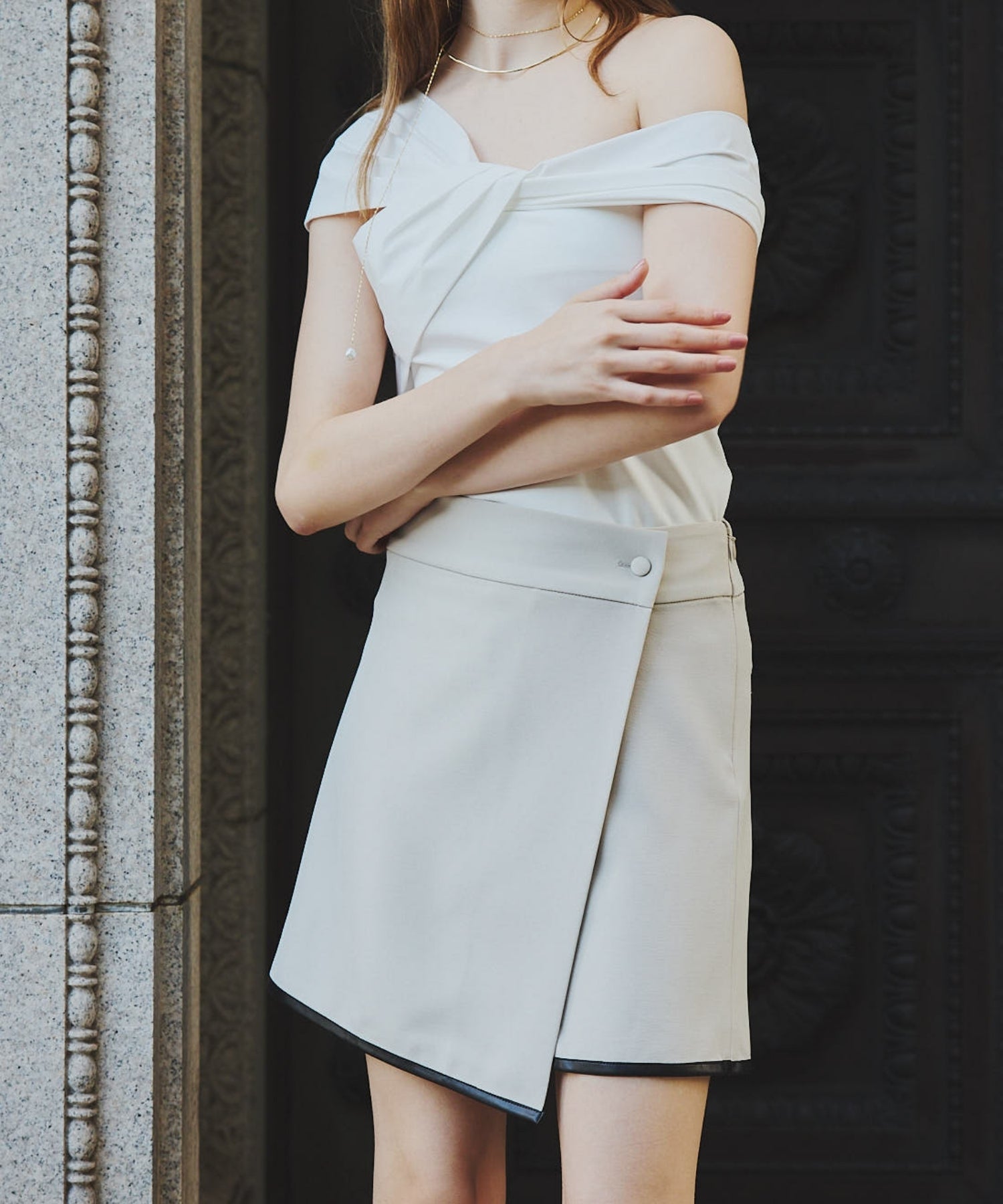 Slit skort【Beige】