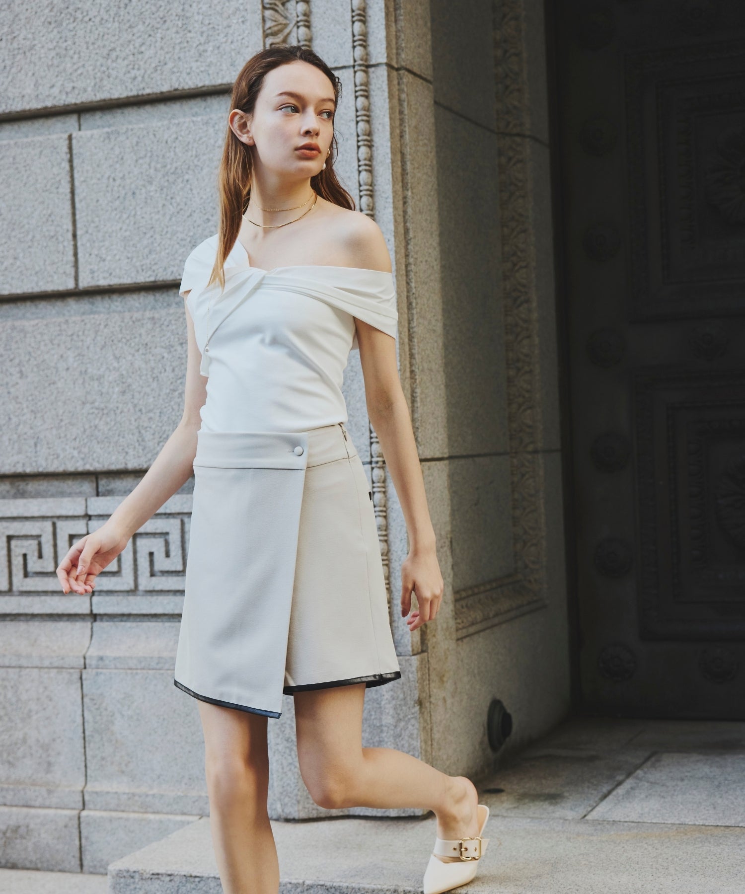 Slit skort【Beige】