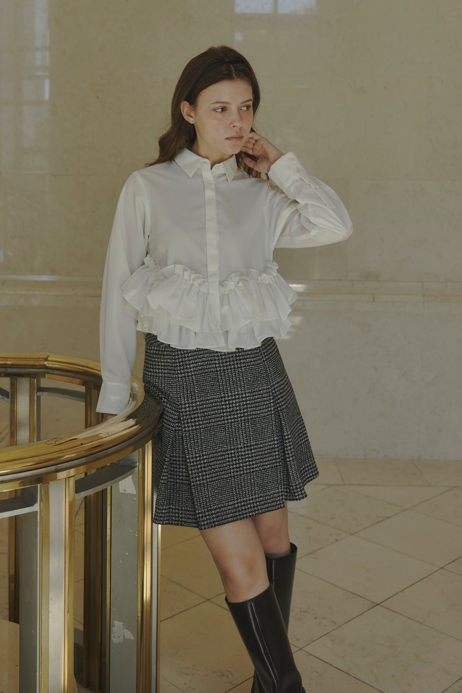Volume frill shirt