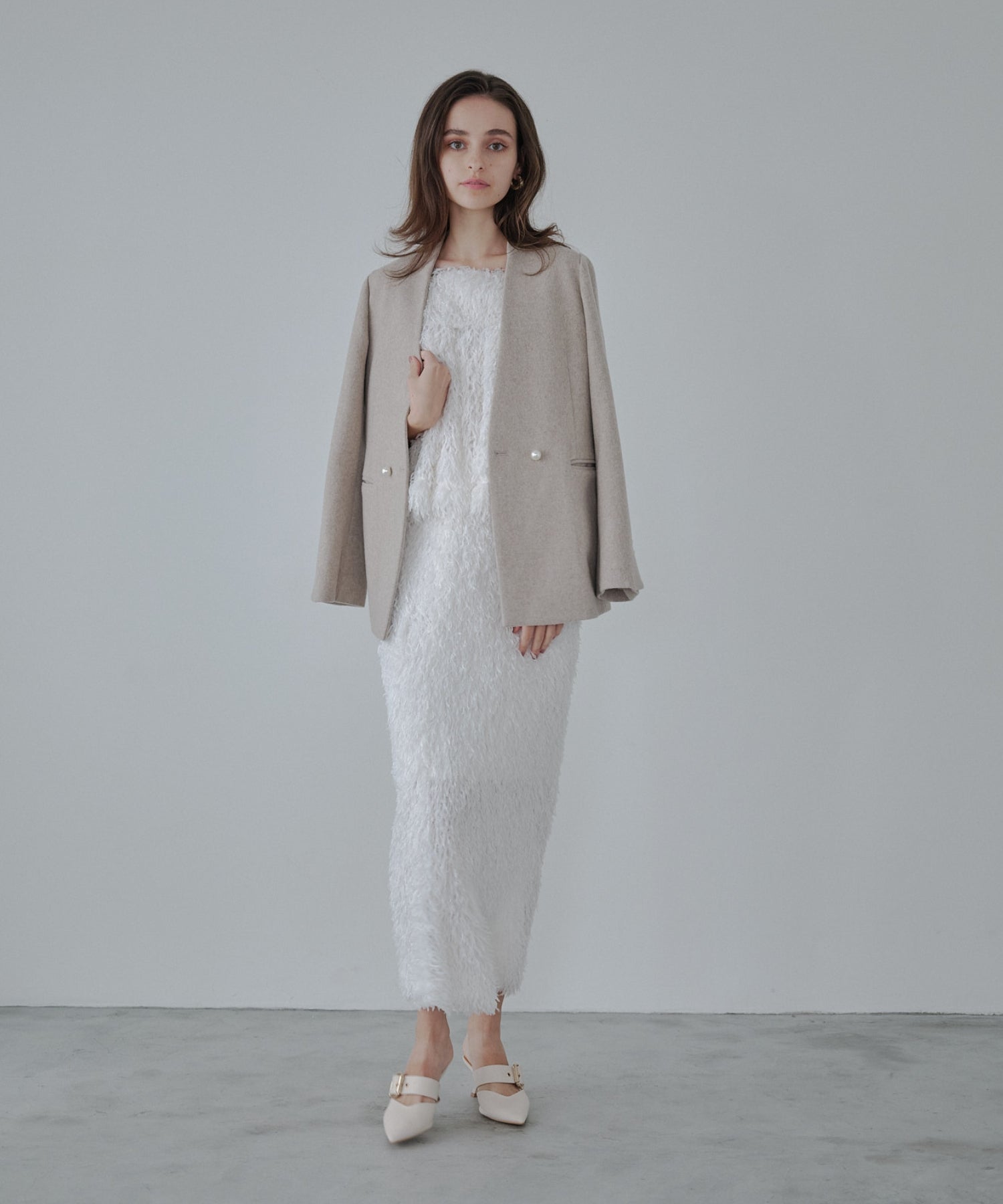 No collar pearl coat