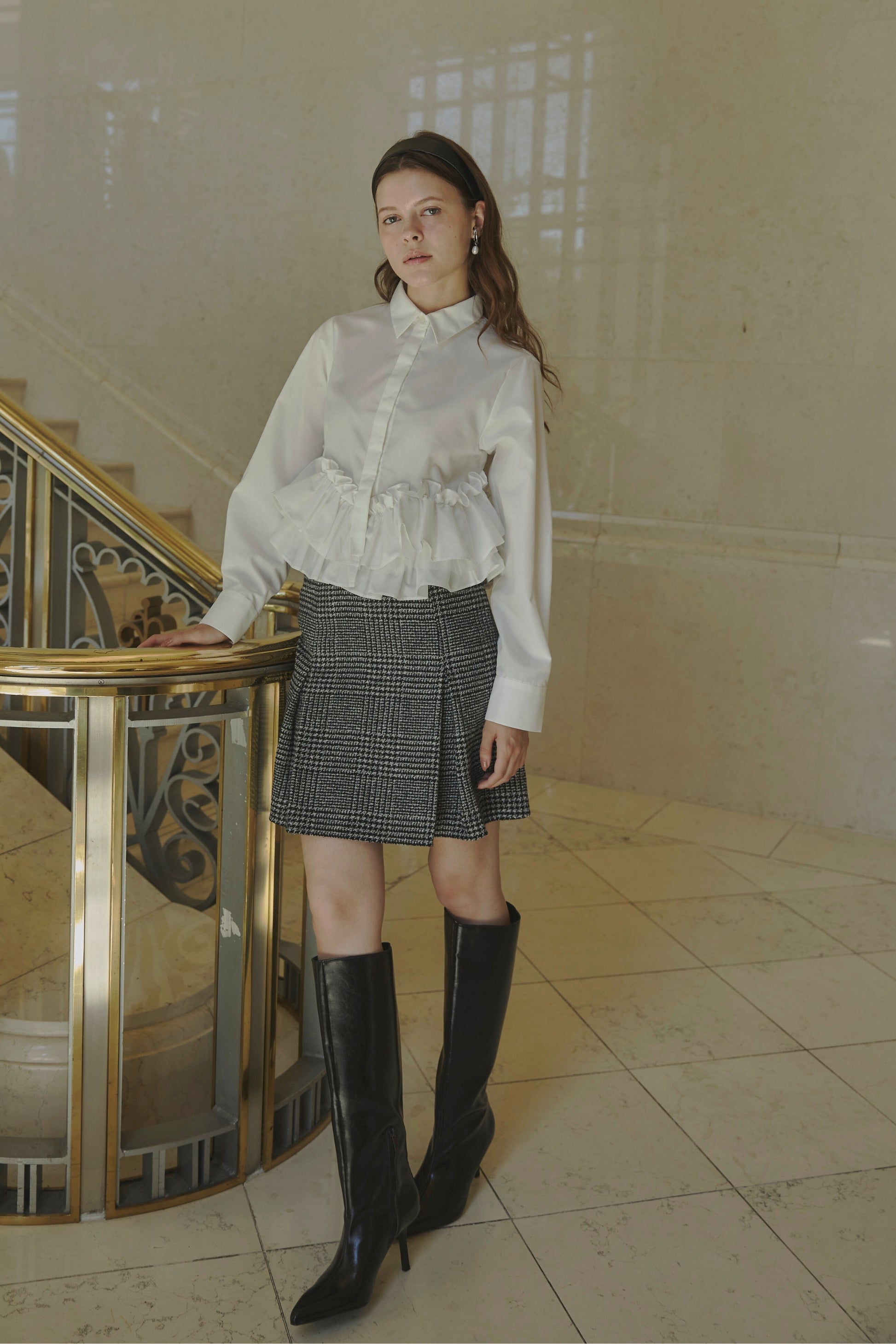 Volume frill shirt