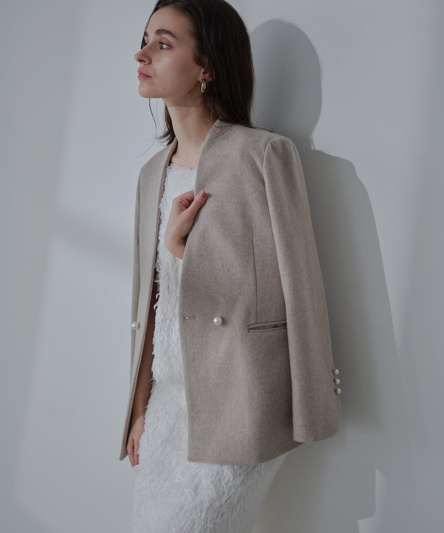 No collar pearl coat