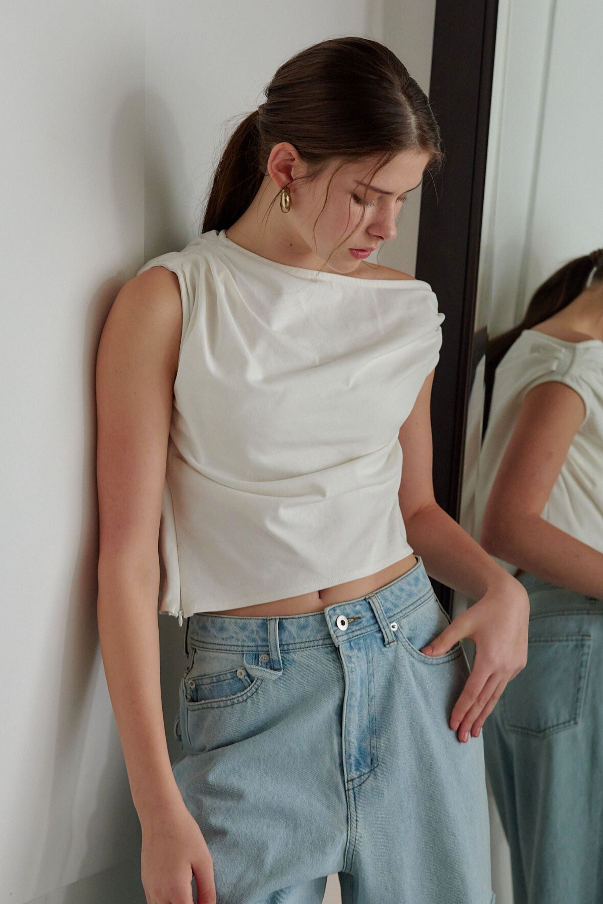 Drape one-shoulder cut tops