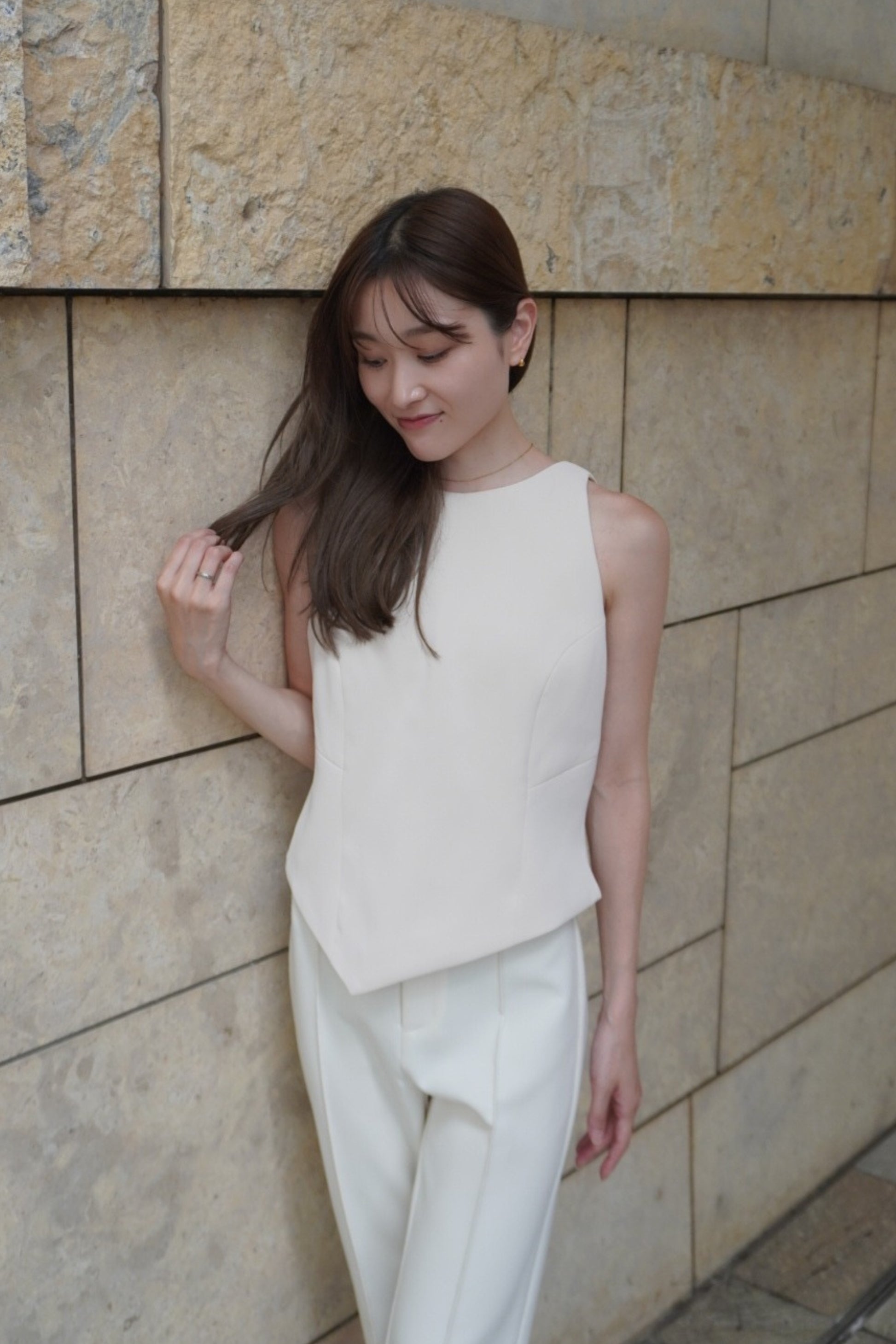 Shape tank
