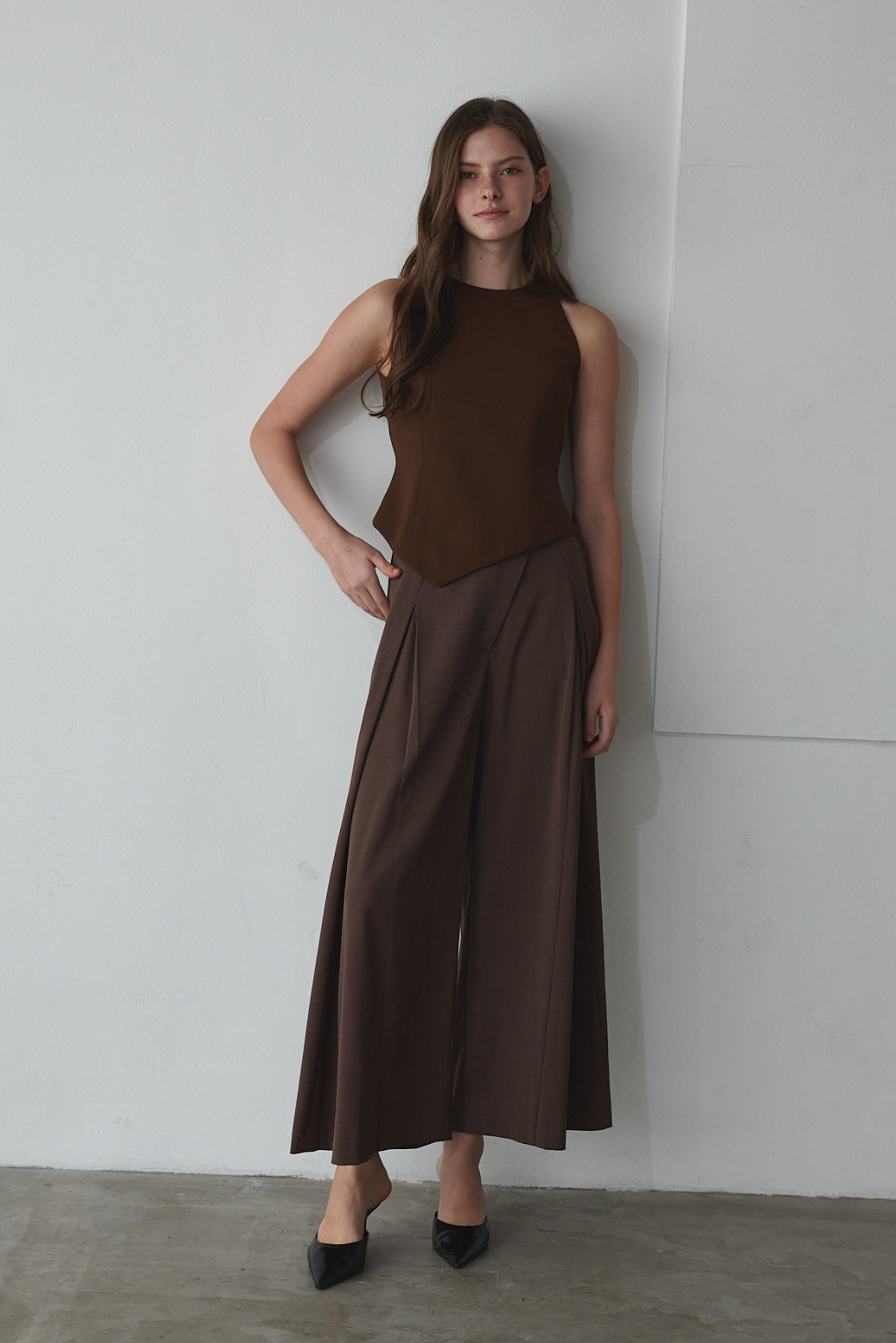 Shape tank