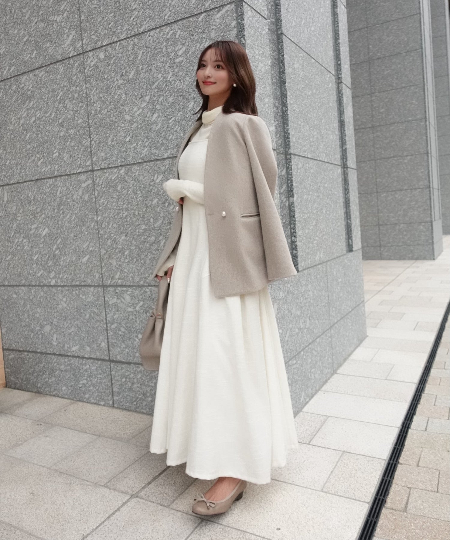 No collar pearl coat