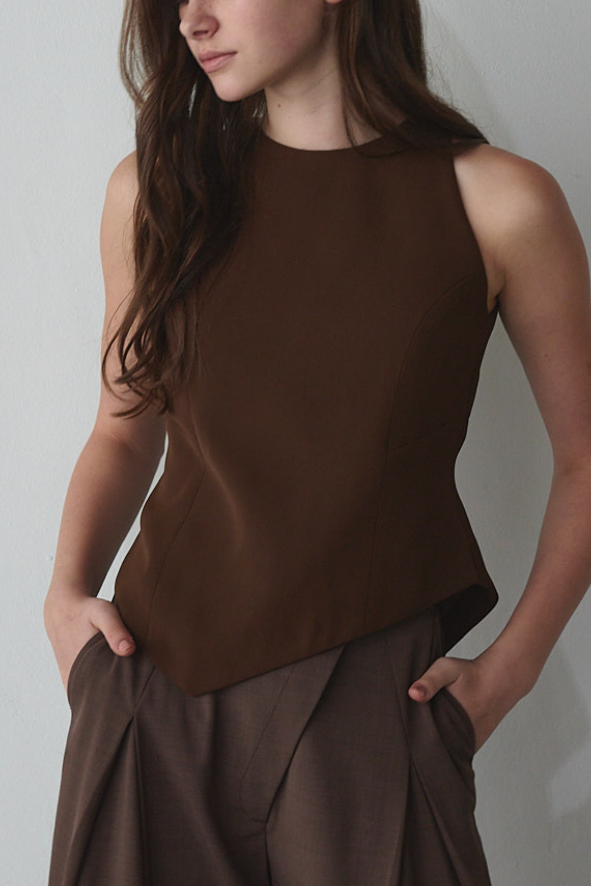 Shape tank