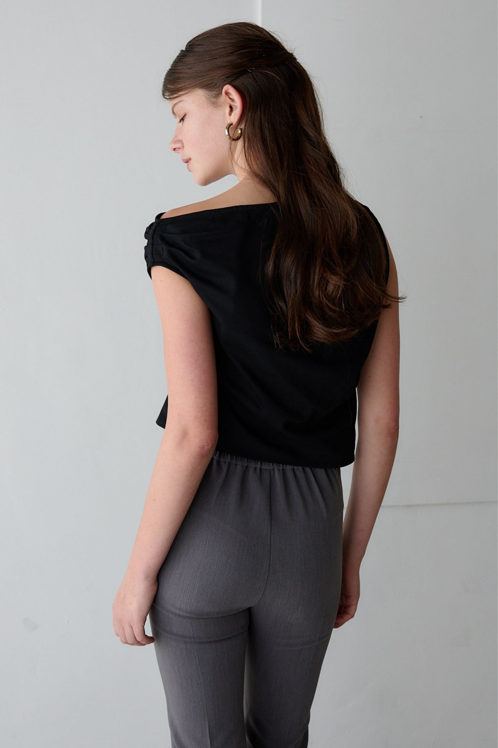 Drape one-shoulder cut tops