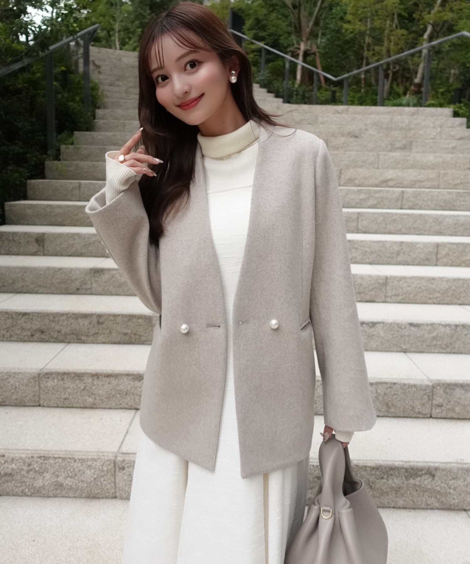 No collar pearl coat