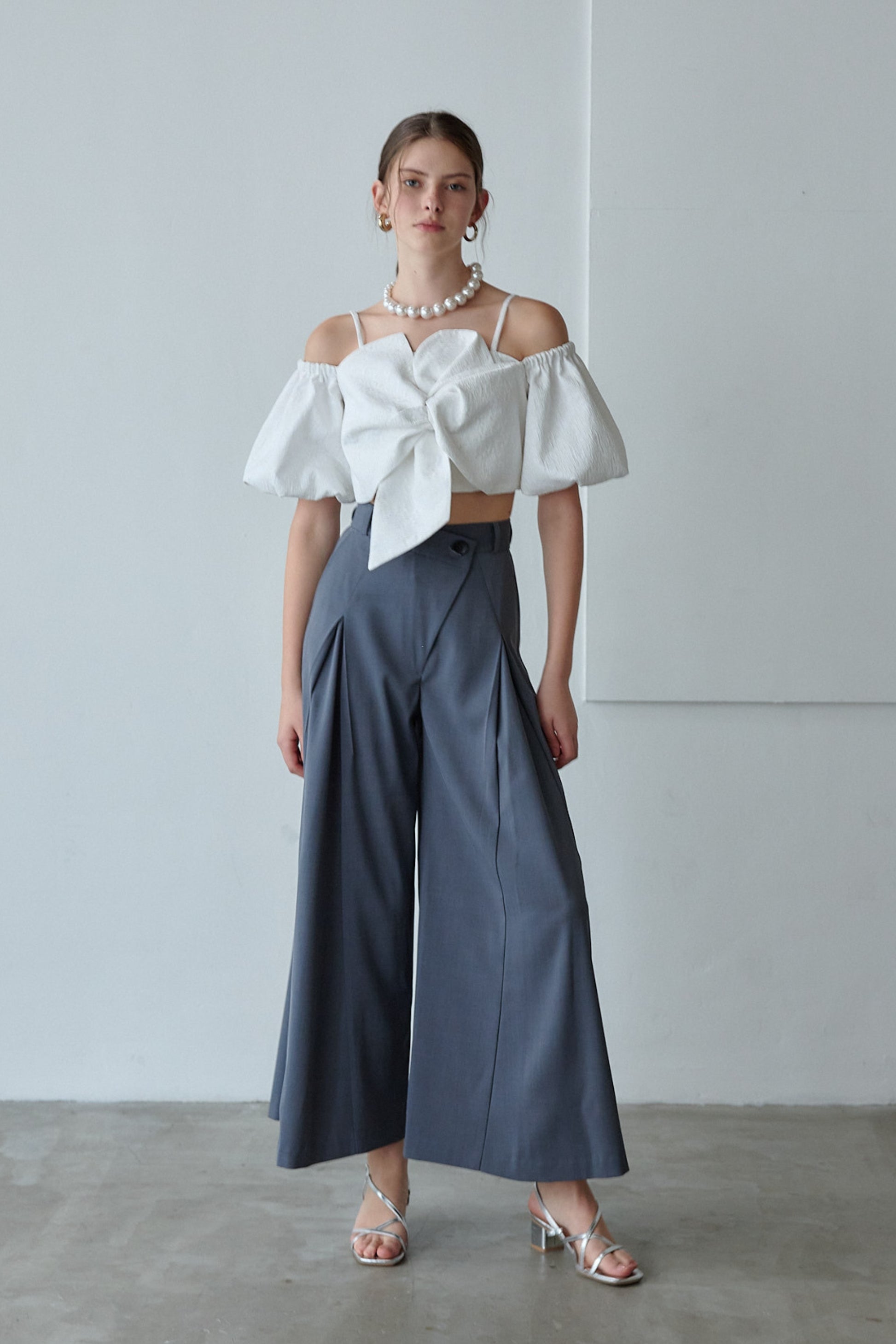Cross tuck pants