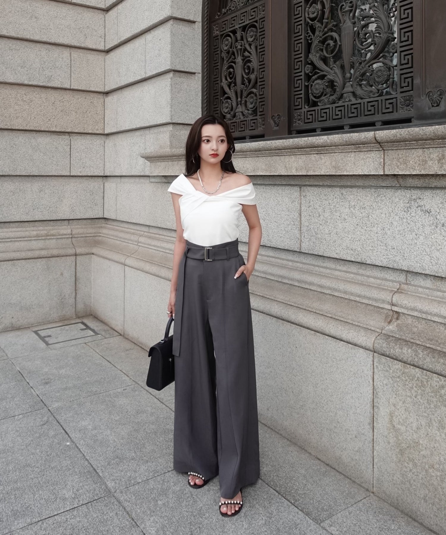 Belted wide pants