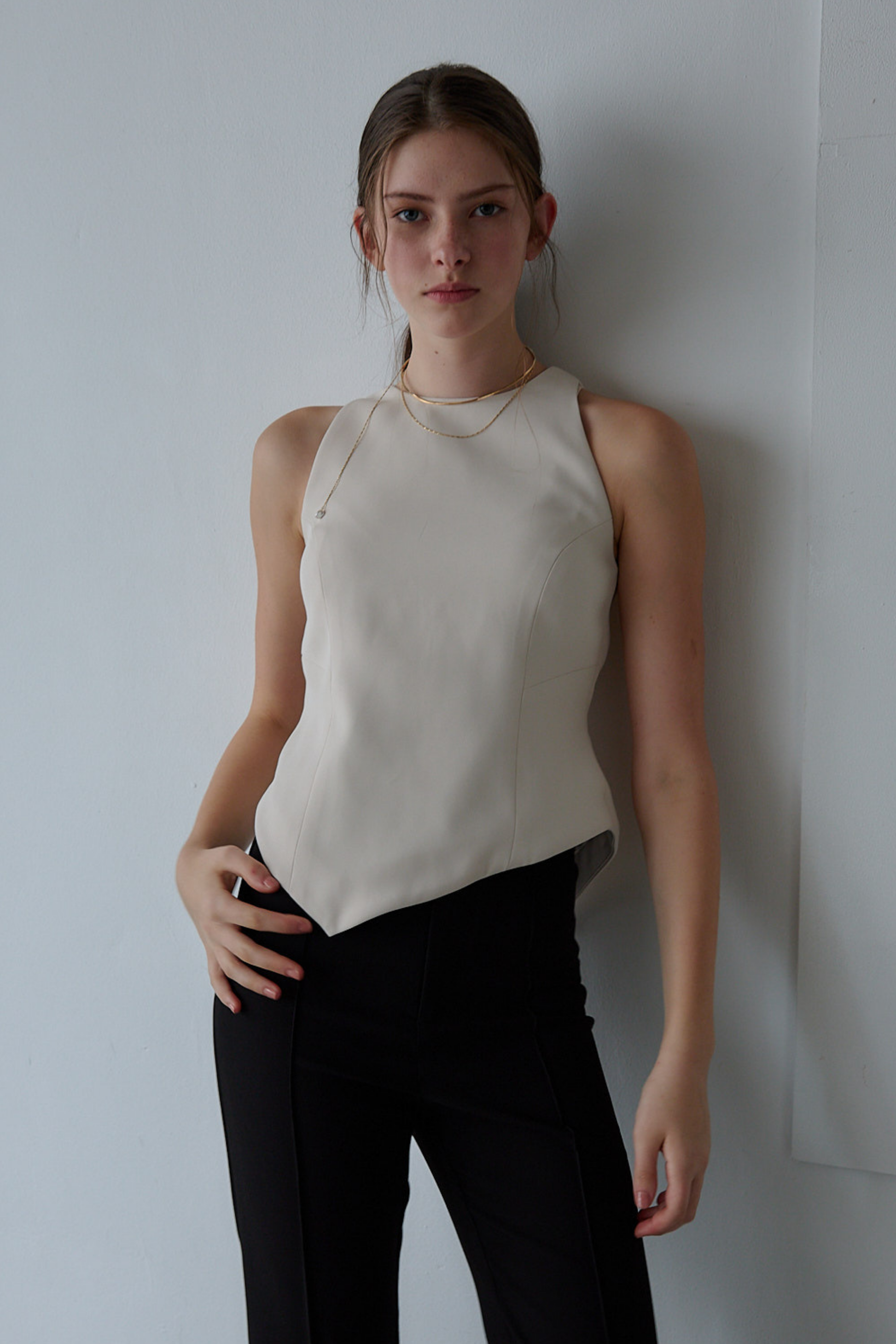 Shape tank