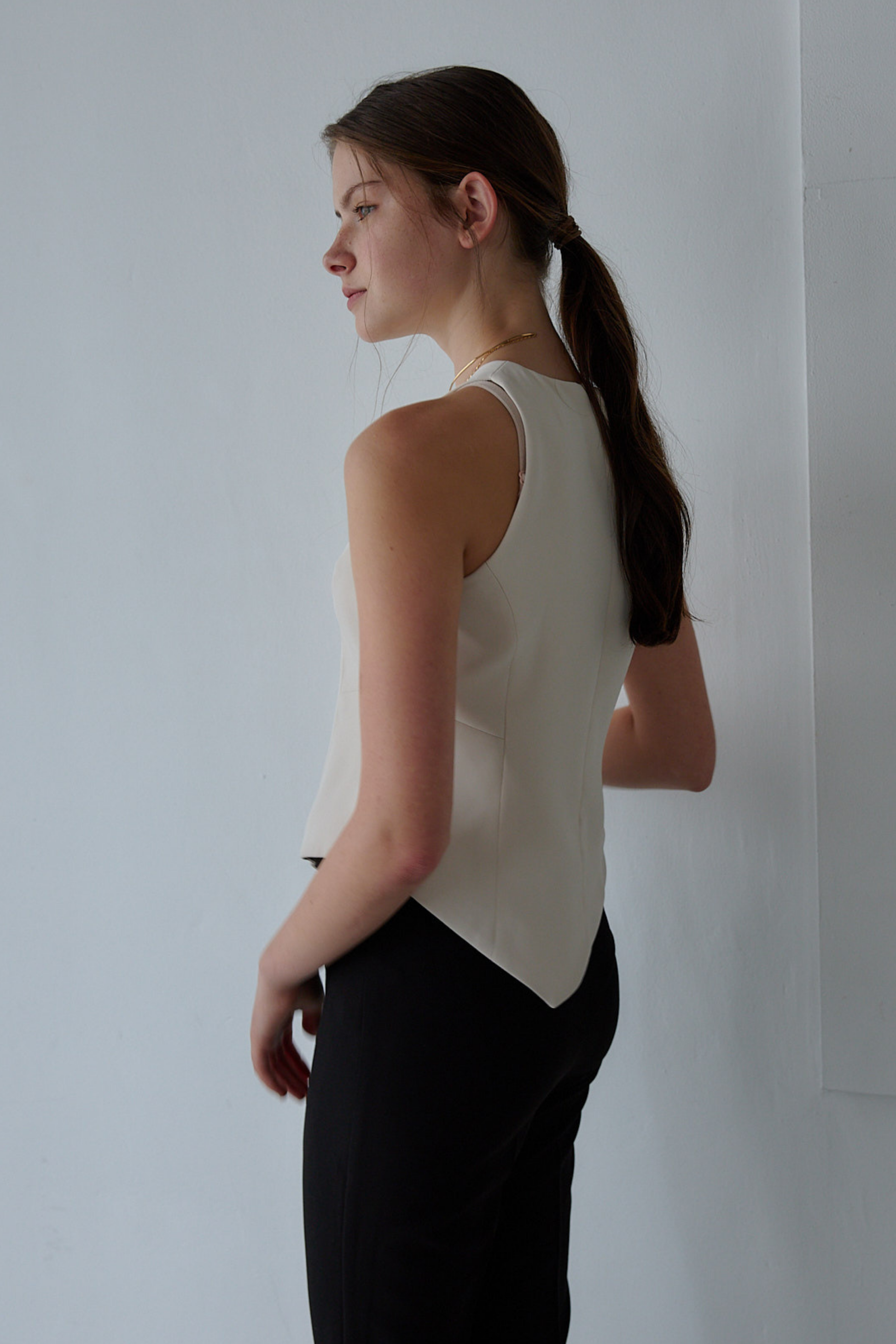 Shape tank