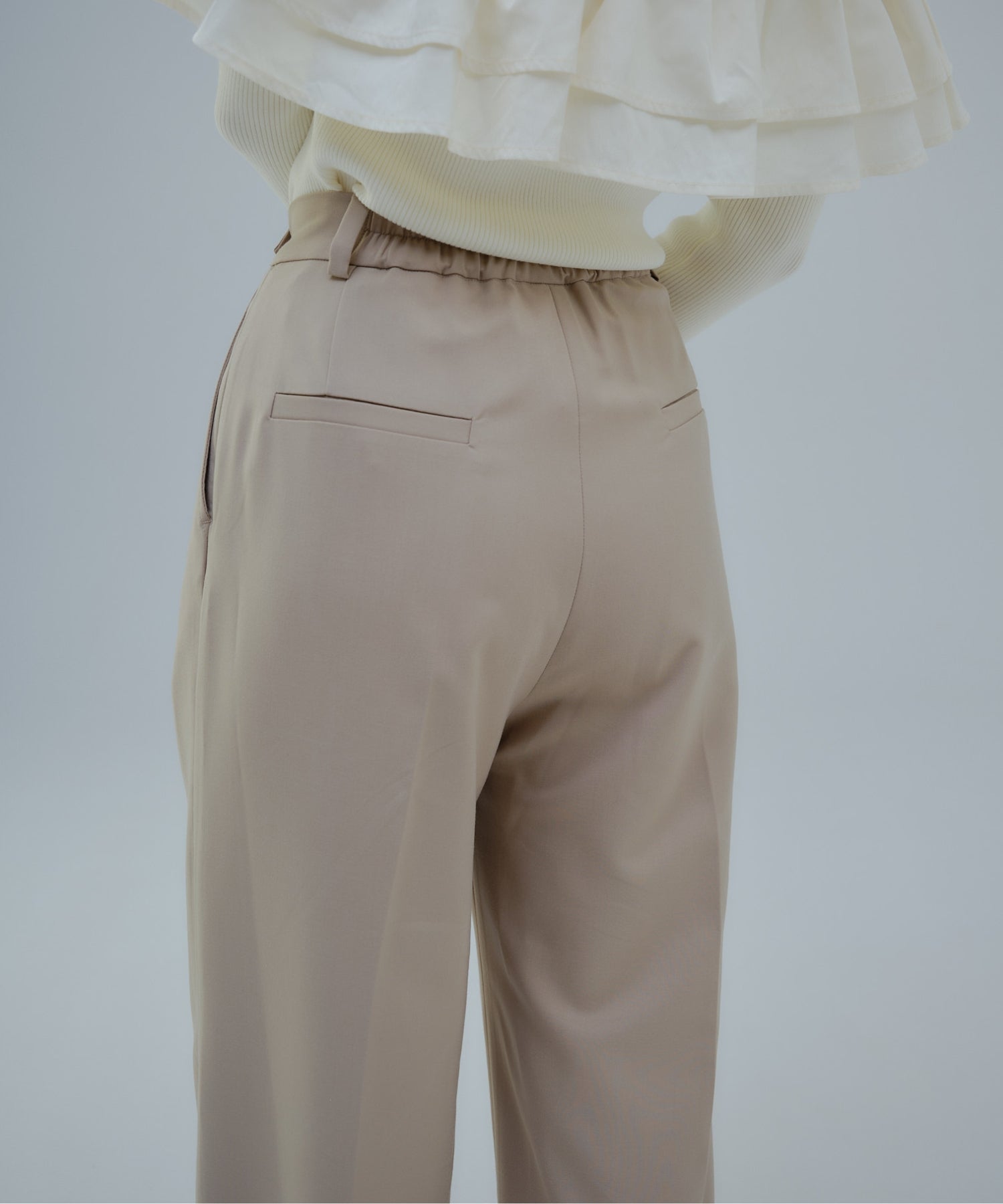 Tuck wide pants【Beige】
