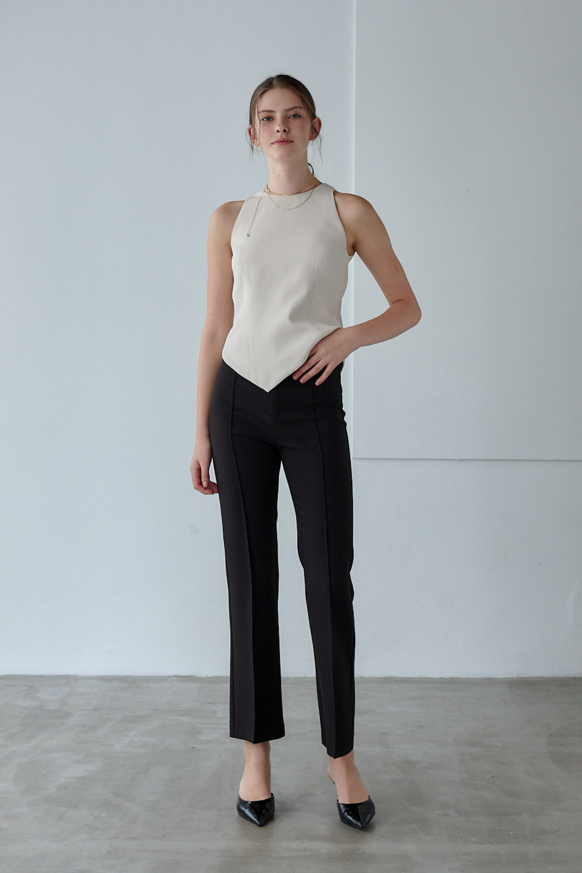 Shape tank