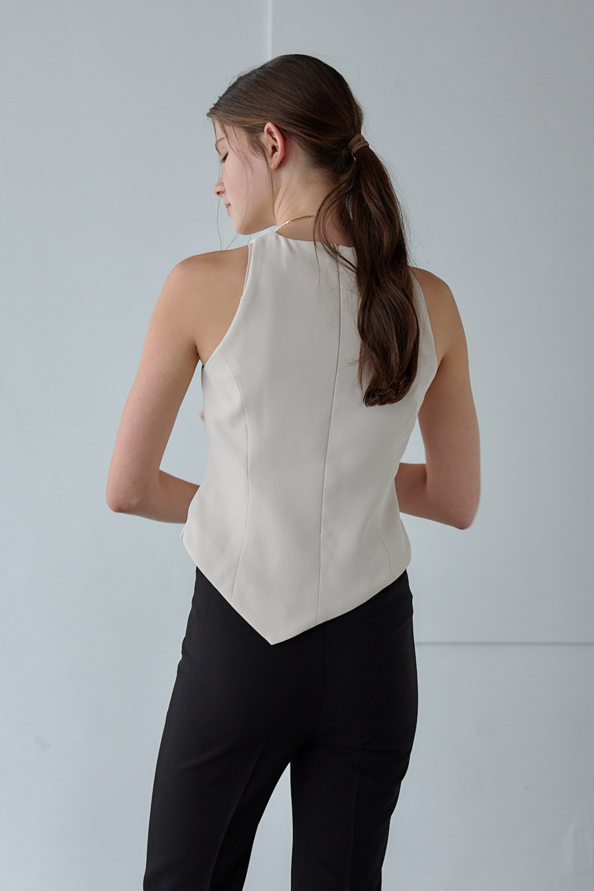 Shape tank