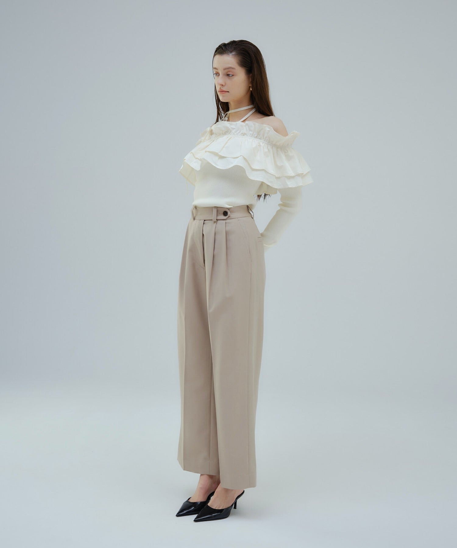 Tuck wide pants【Beige】
