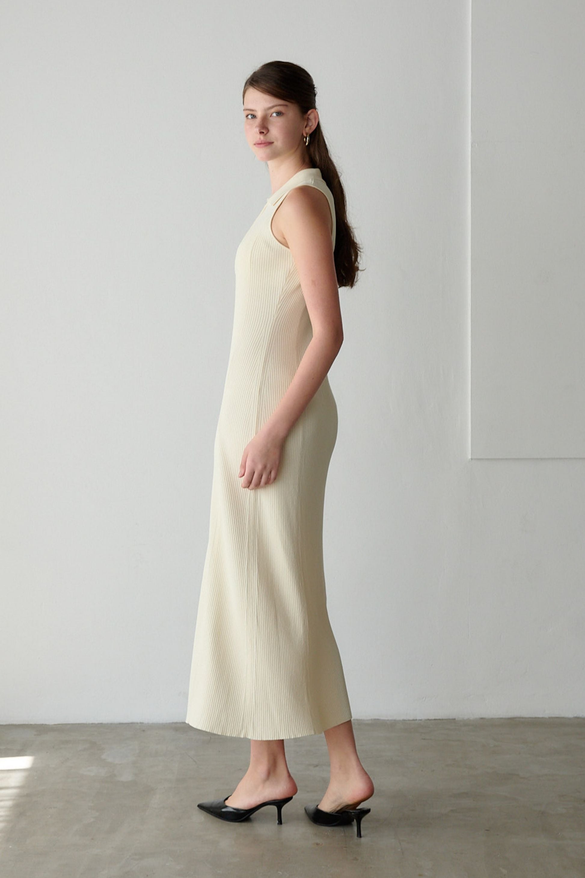 Polo collar knit one-piece