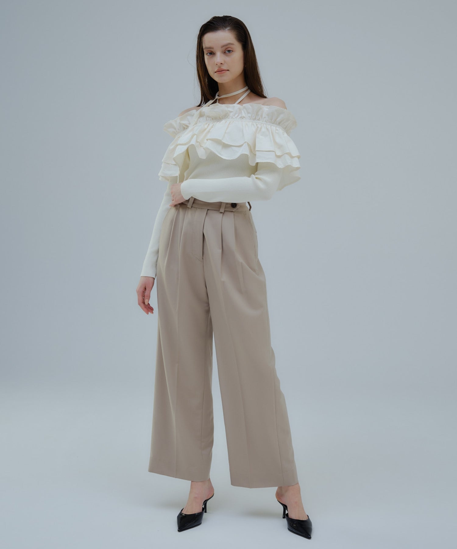 Tuck wide pants【Beige】