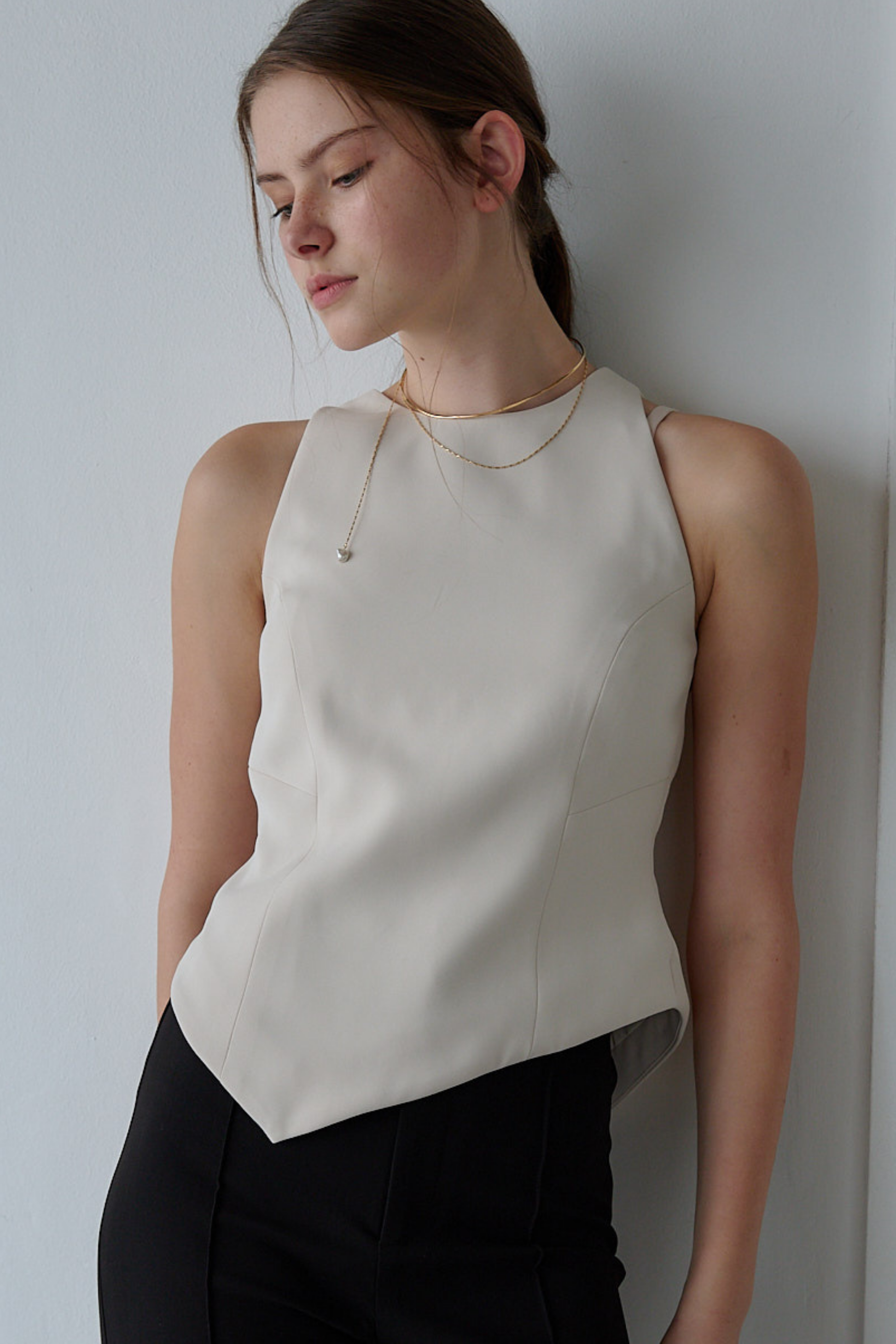 Shape tank