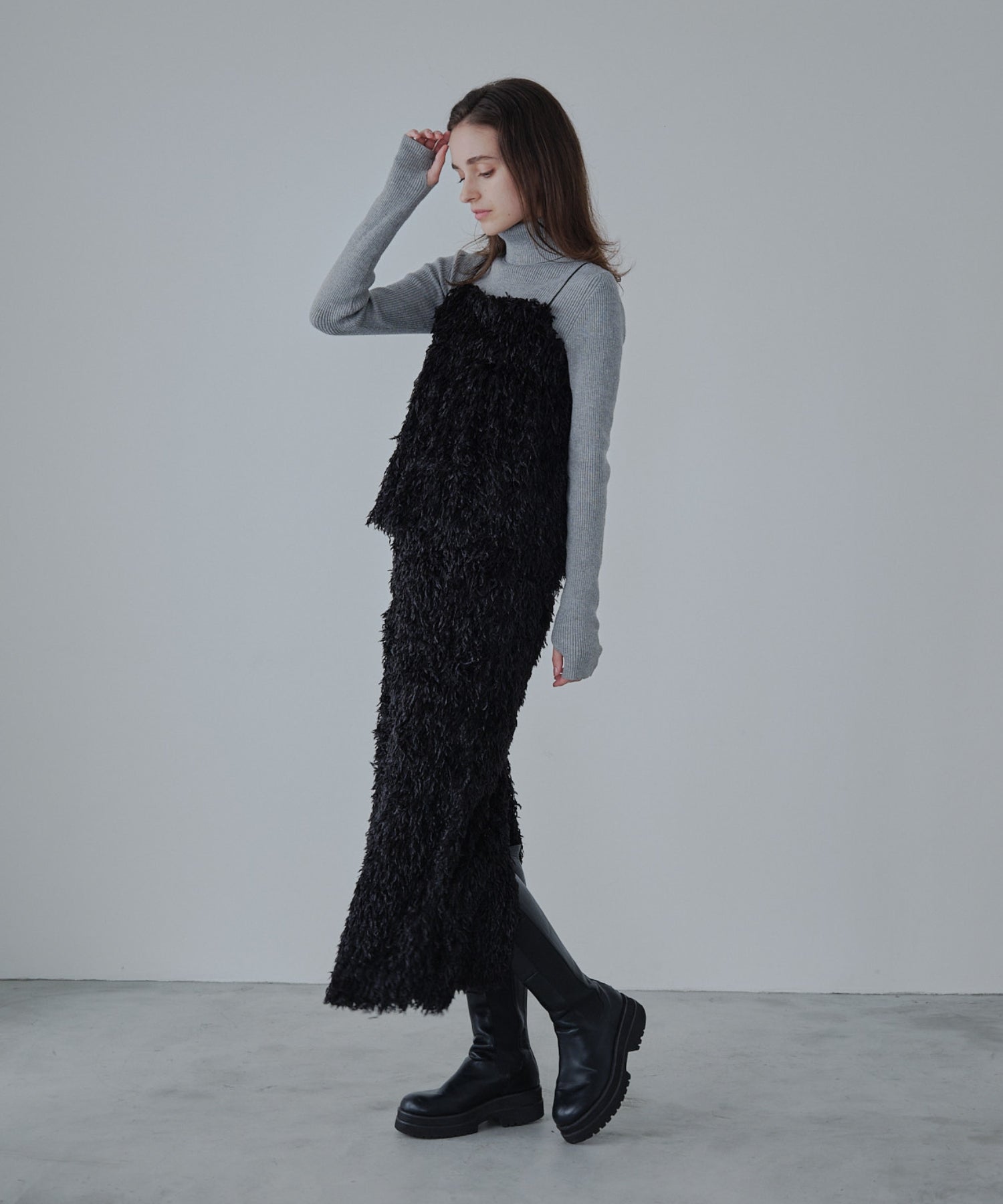 Feather fringe skirt【Black】