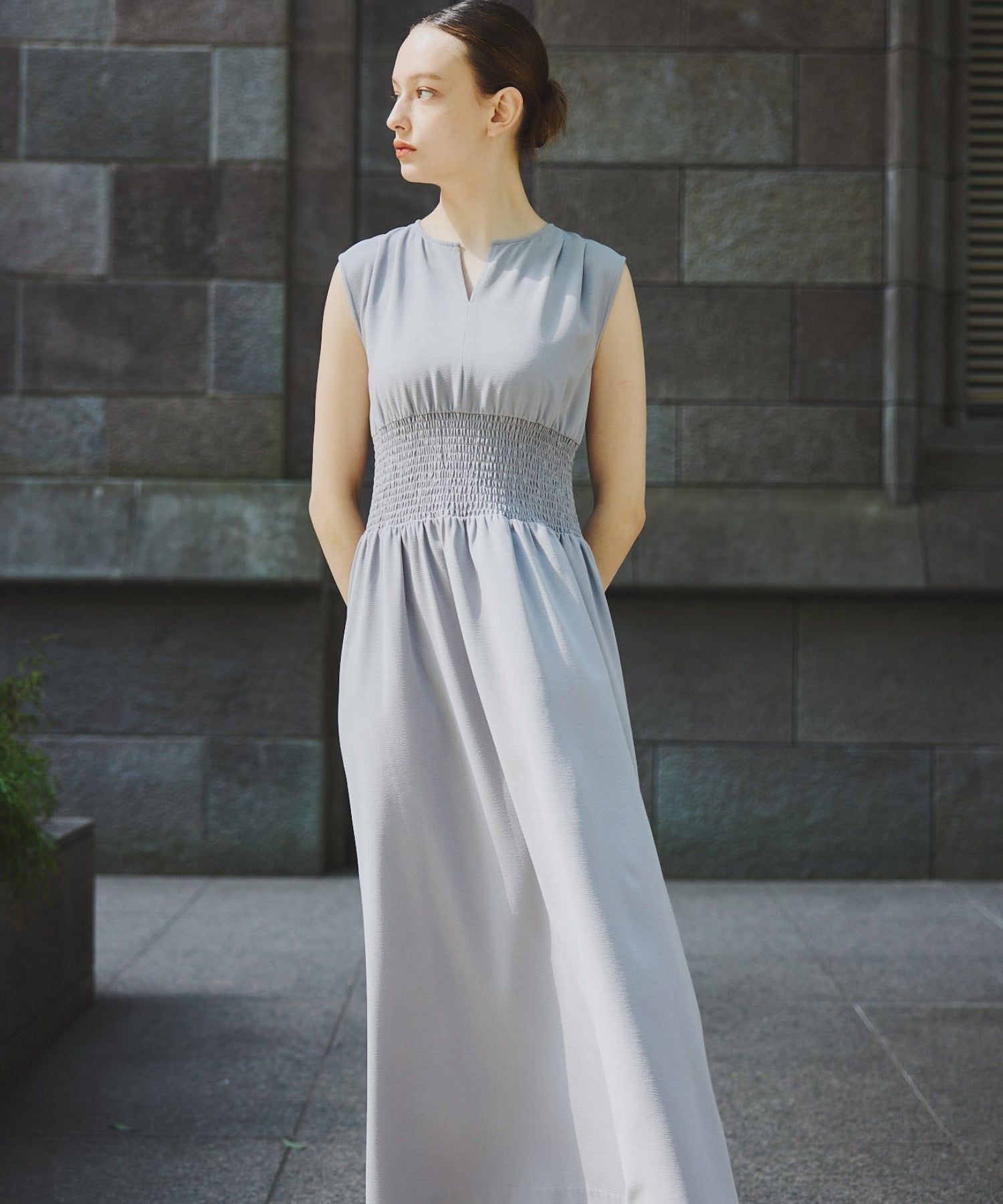 Key neck gather one-piece