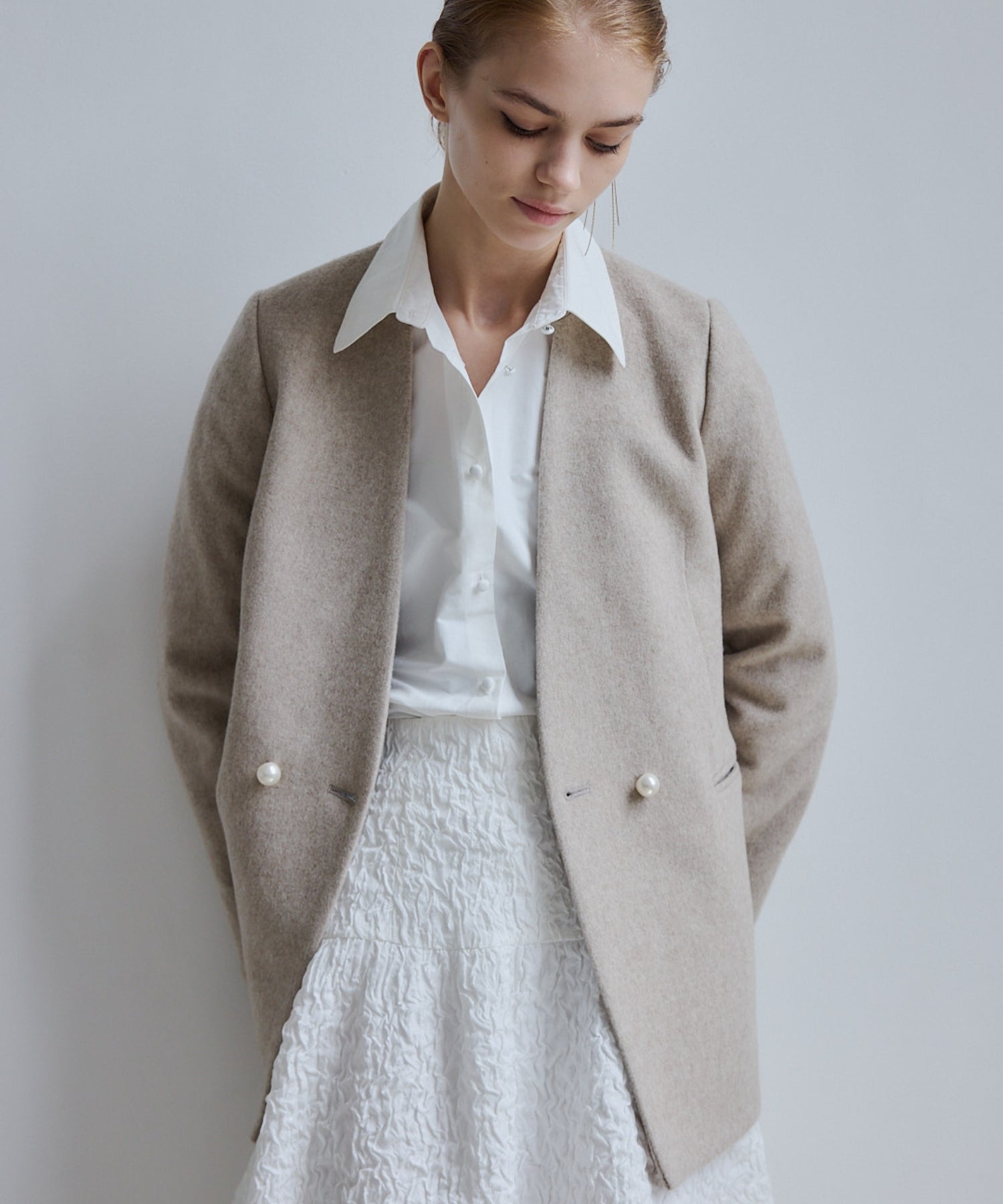 No collar pearl coat