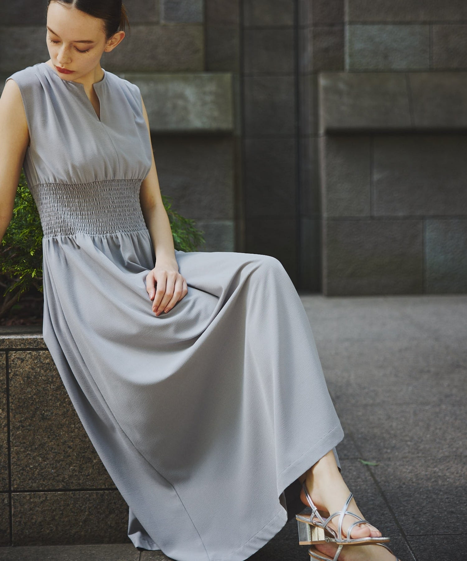 Key neck gather one-piece