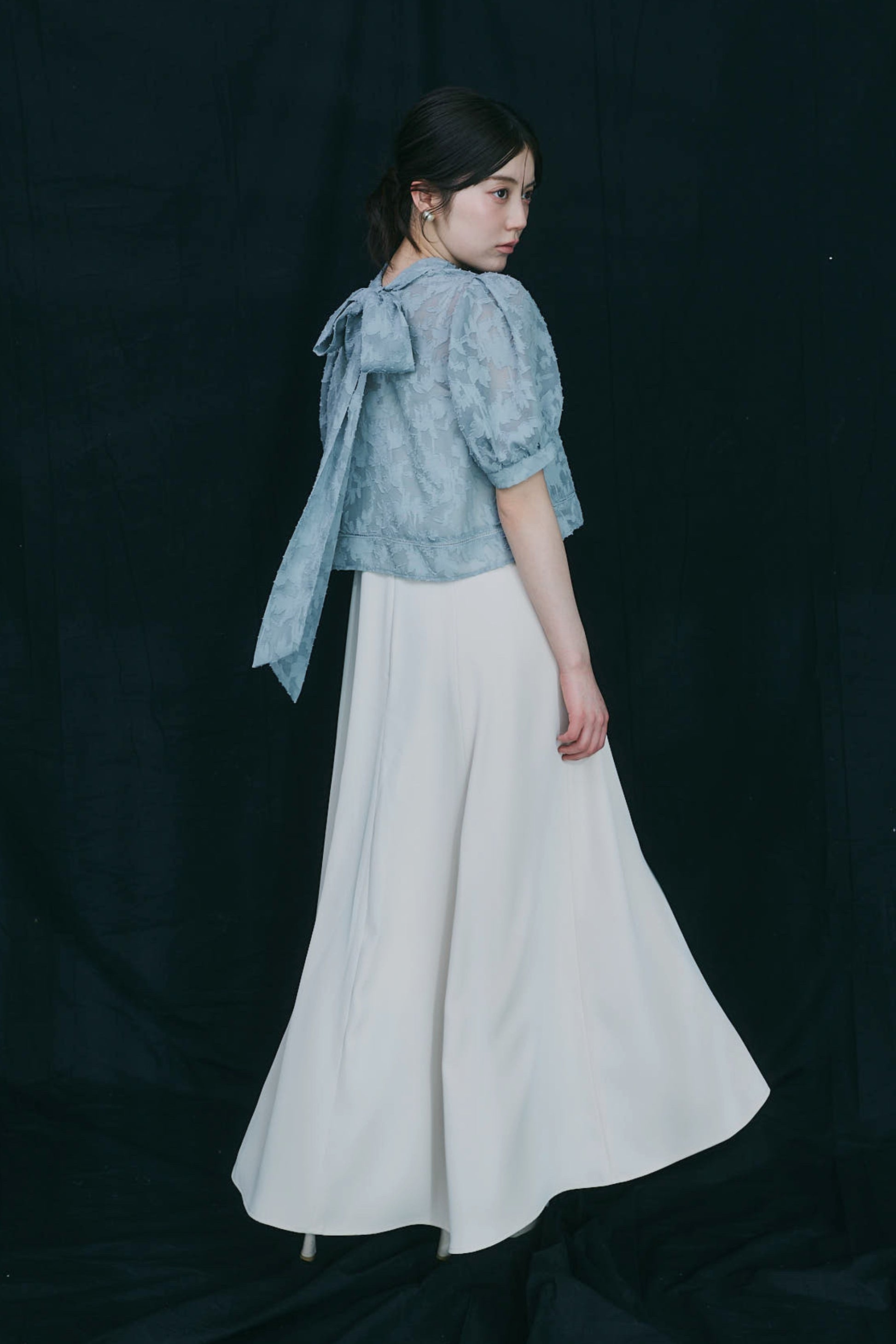 ジャガードリボンブラウス