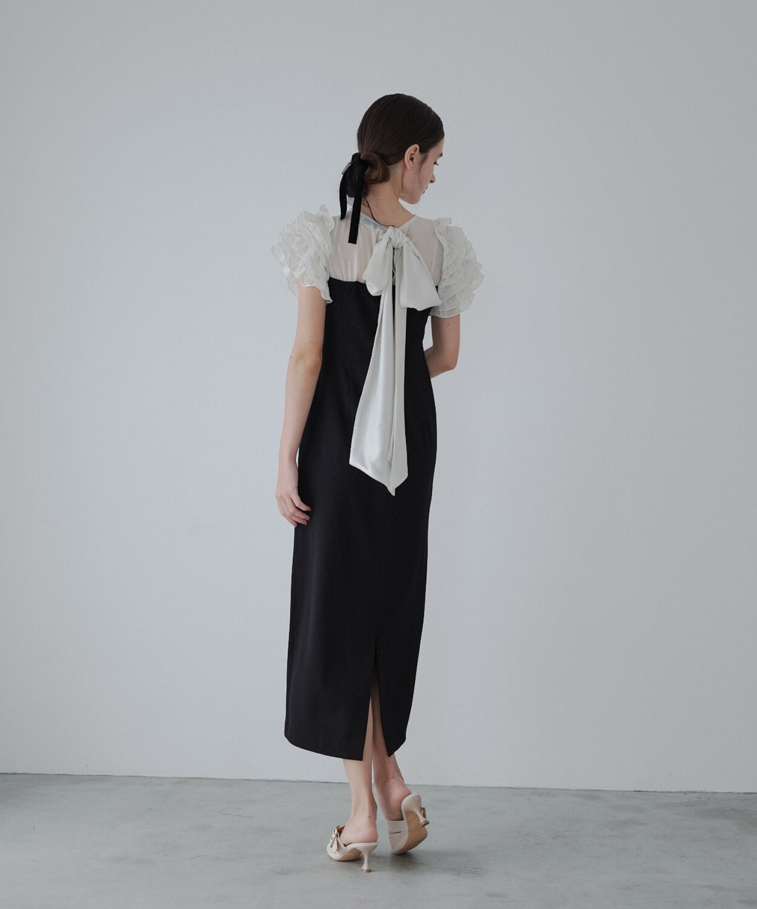 Docking shiffon ribbon dress