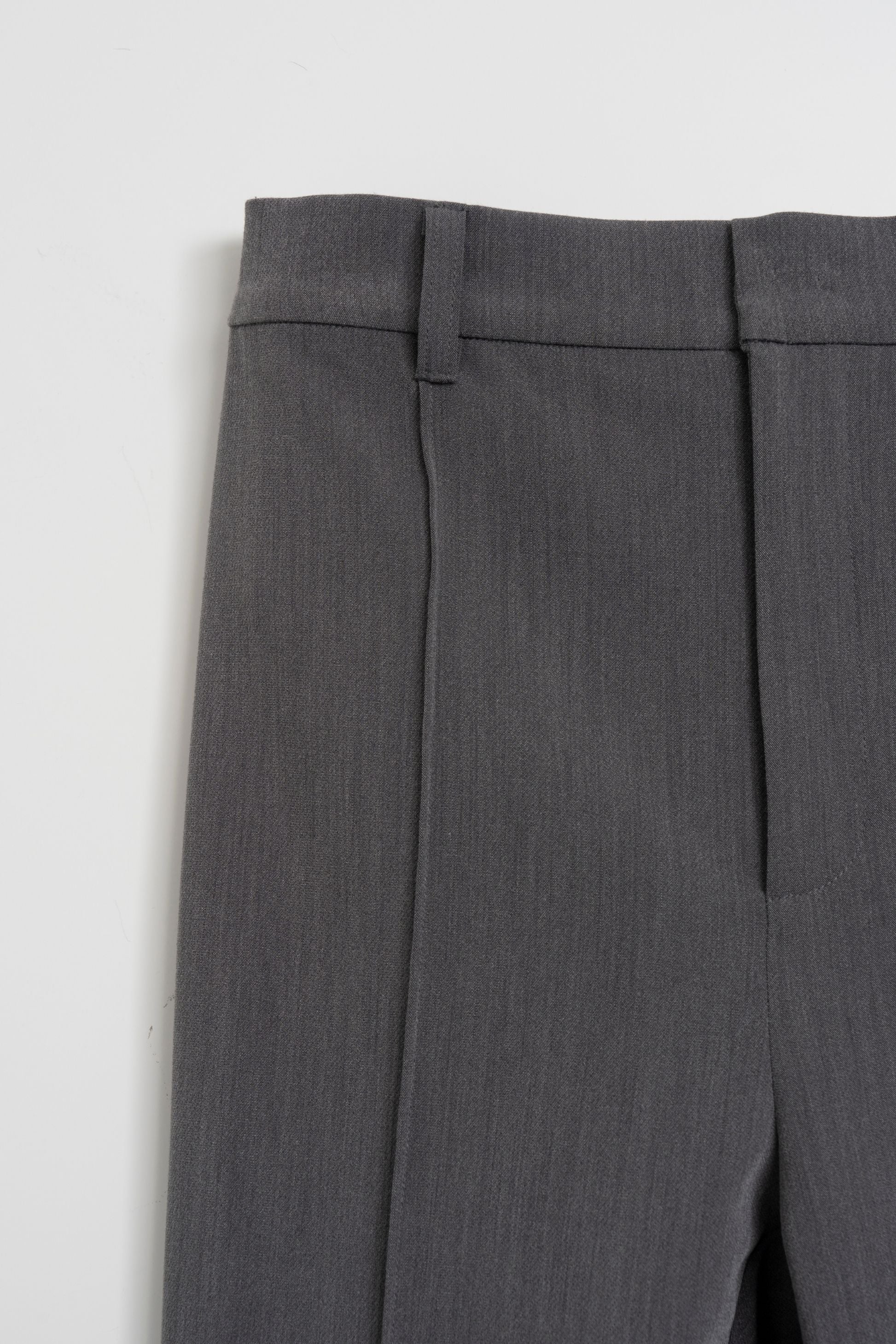 Pin tuck slim flare pants