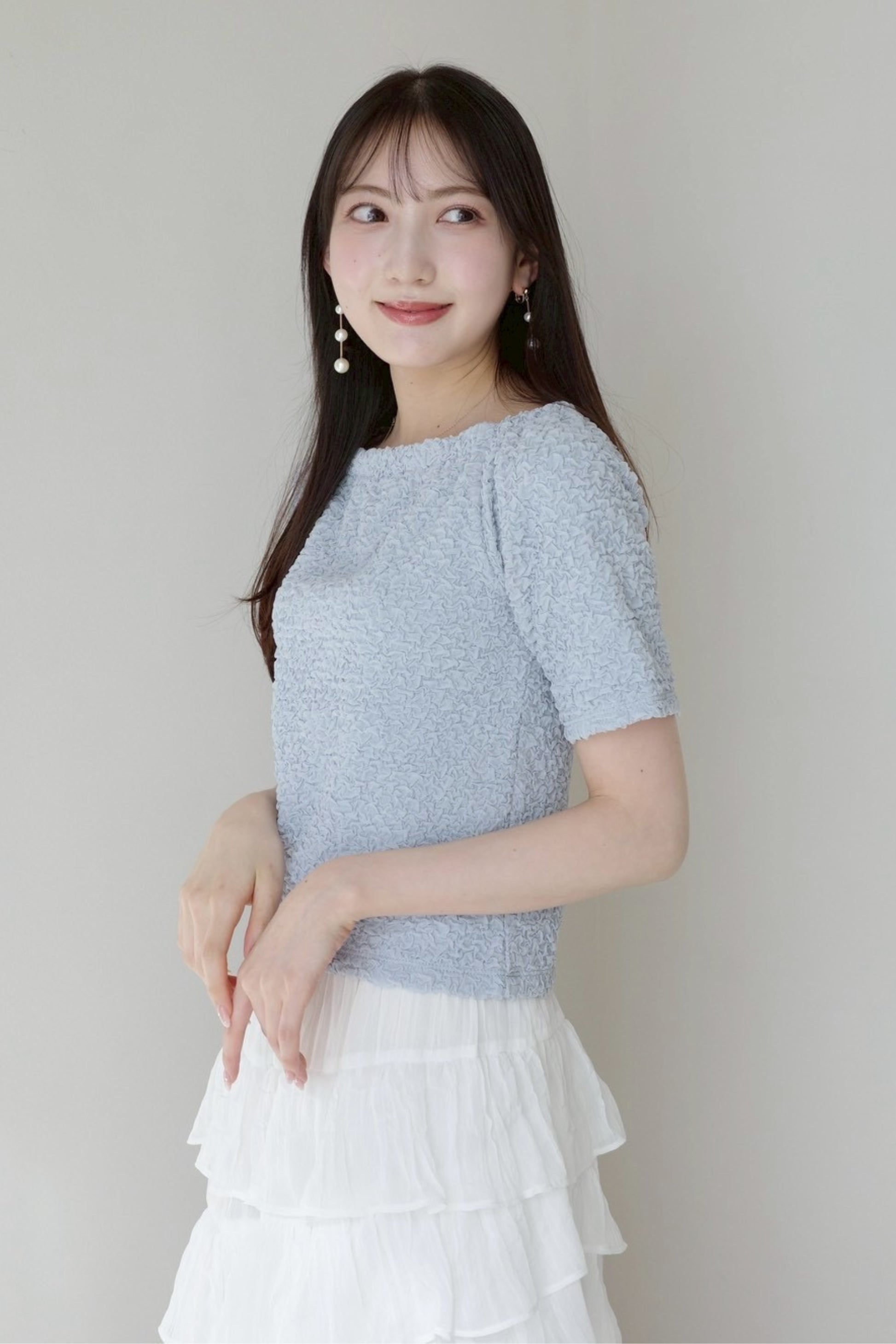 シャーリングカットトップス