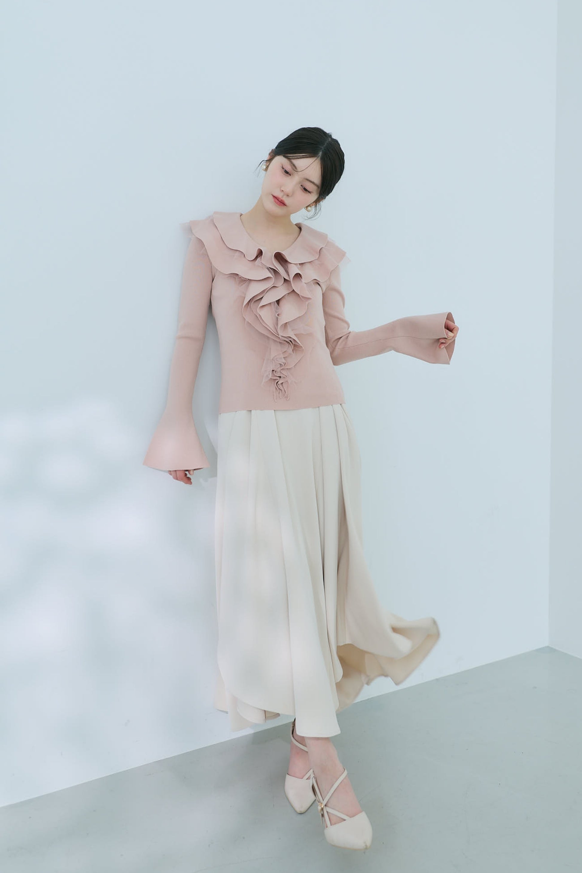 ラッフルフリルニット