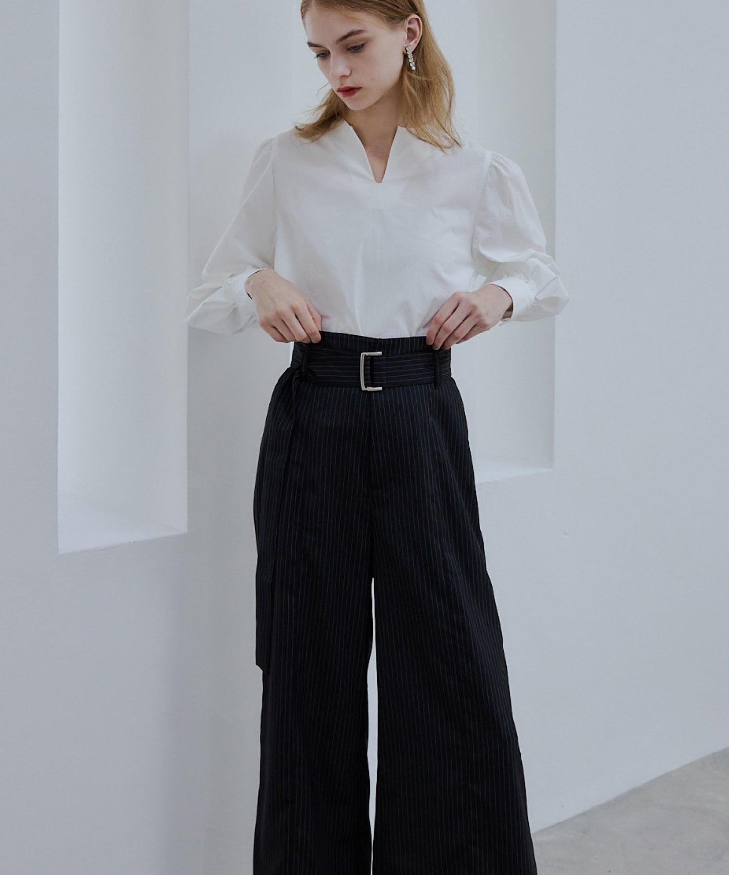 Belted wide pants