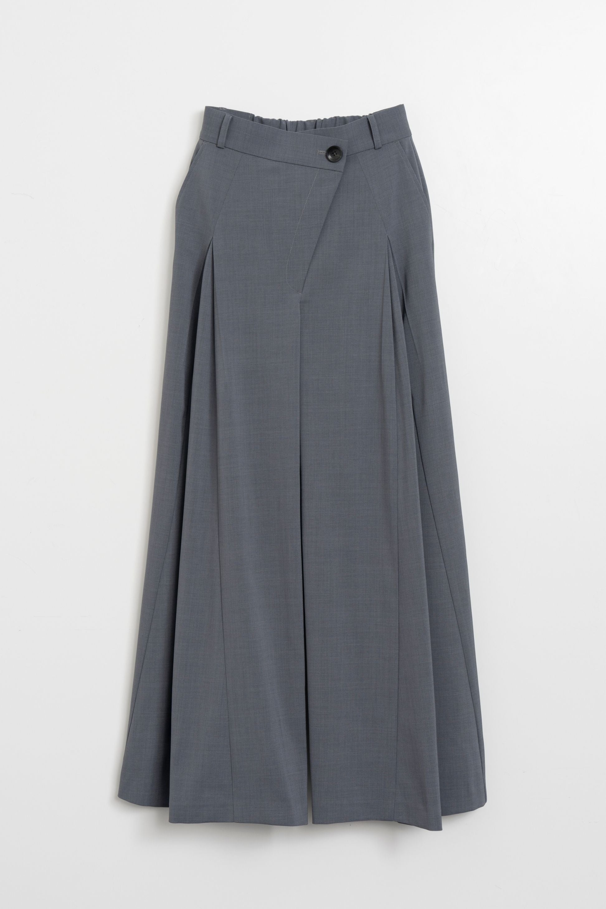 Cross tuck pants