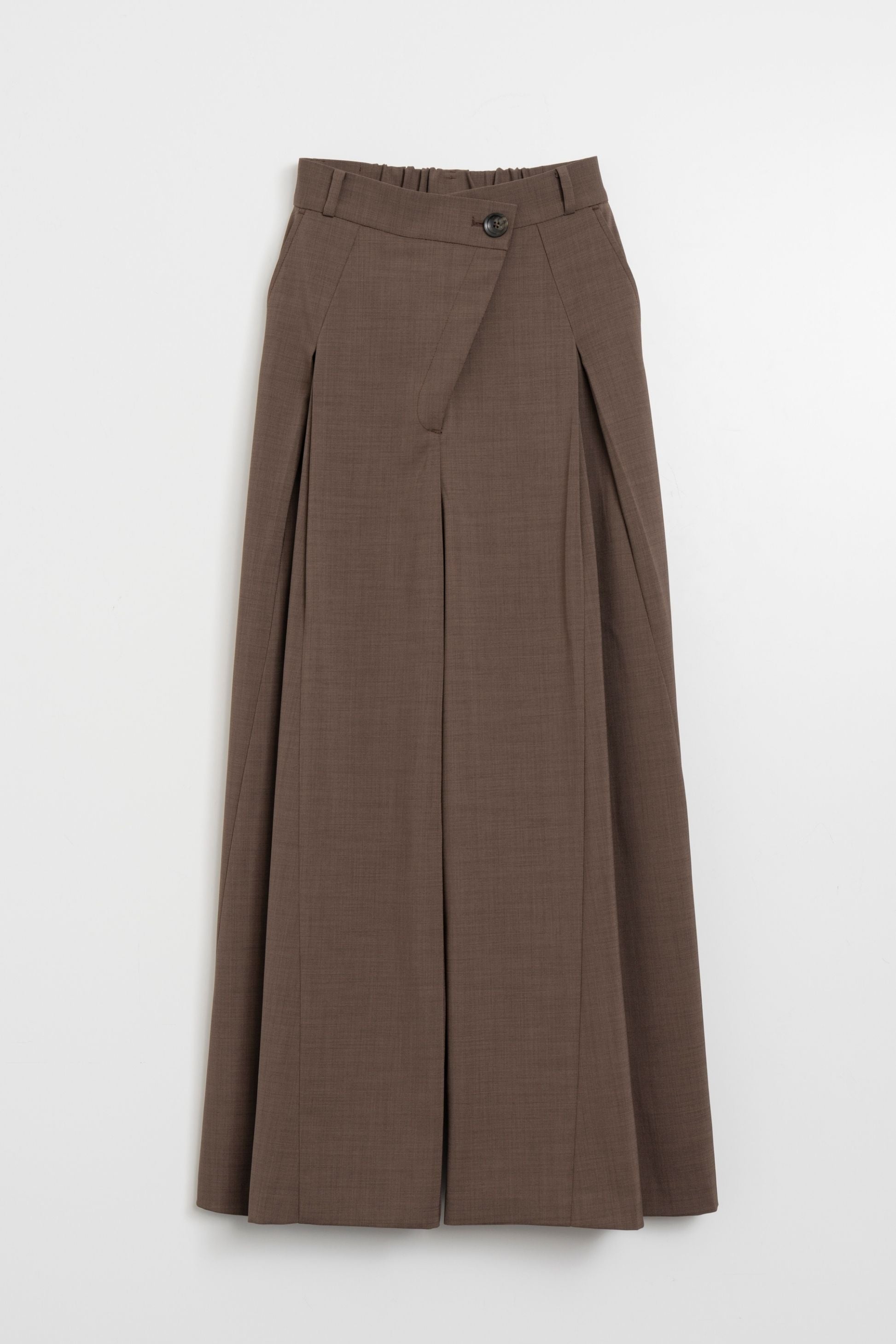 Cross tuck pants