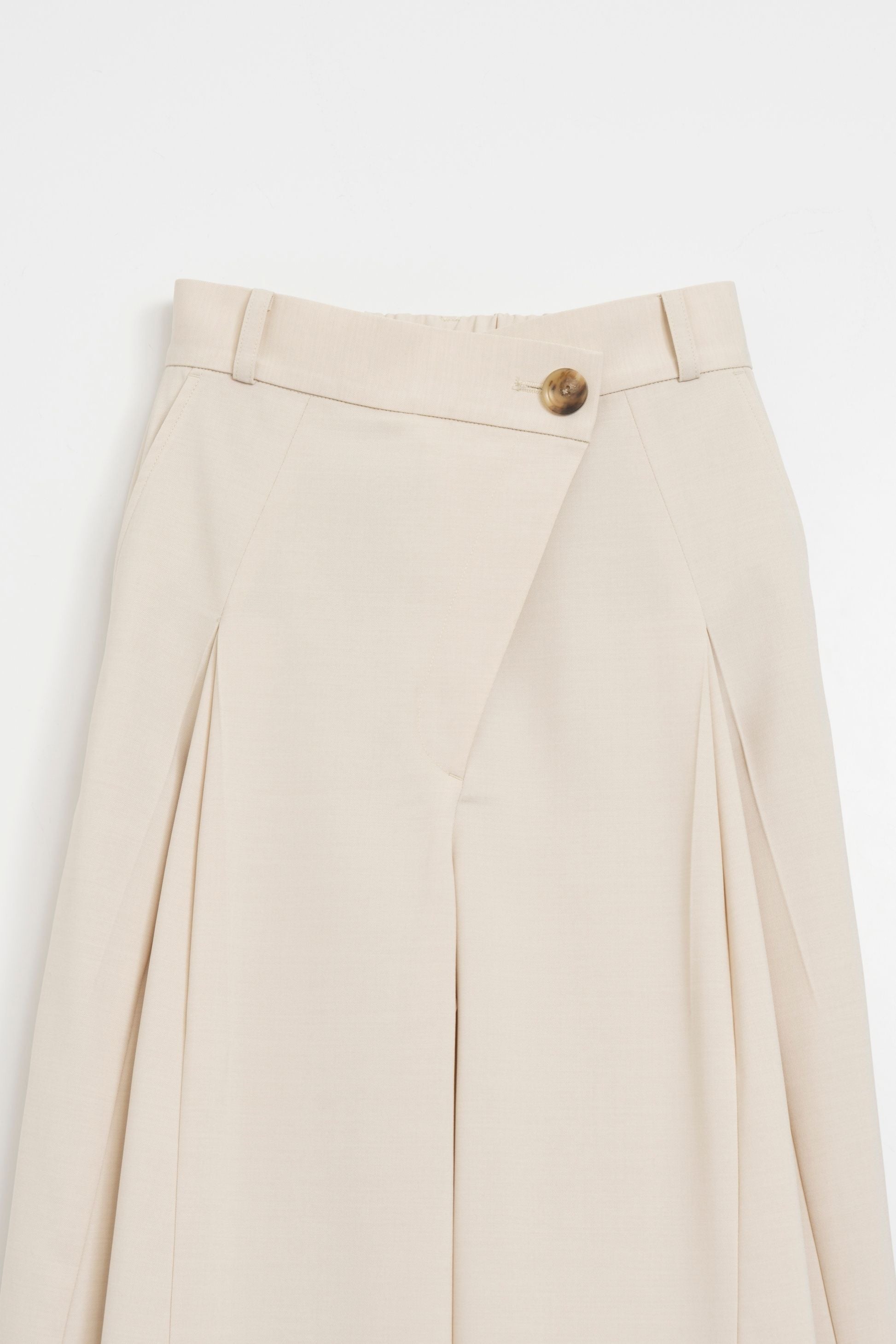Cross tuck pants