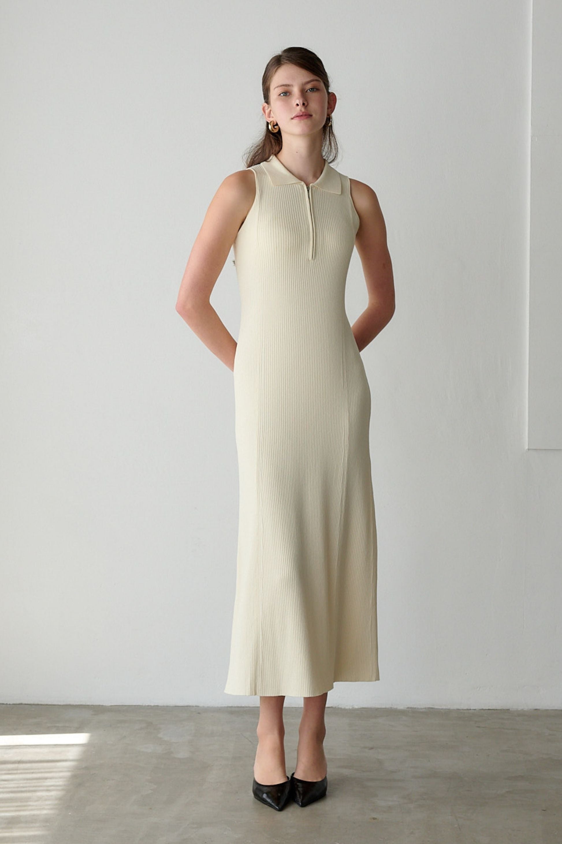 Polo collar knit one-piece (ivory)