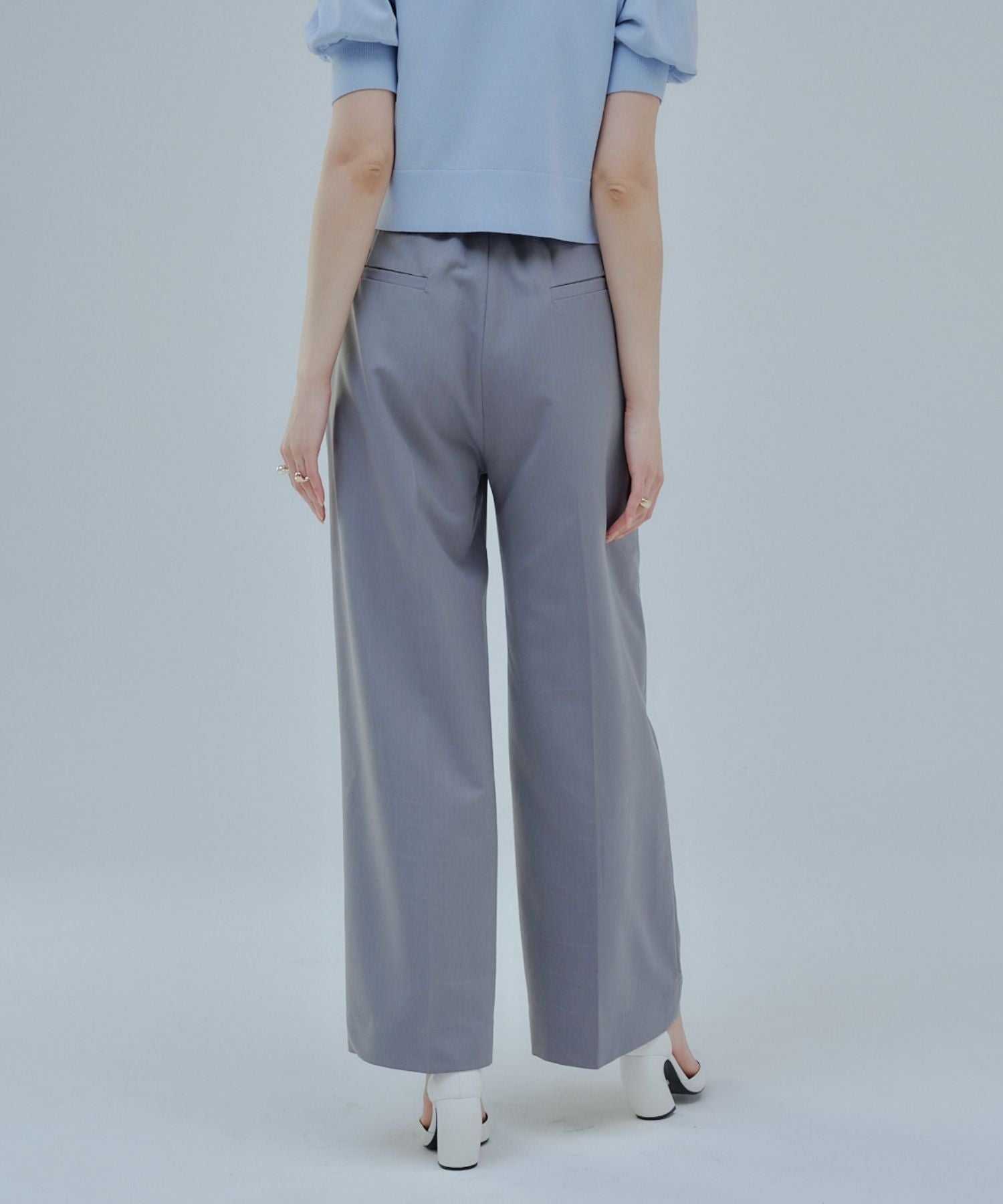 Tuck wide pants