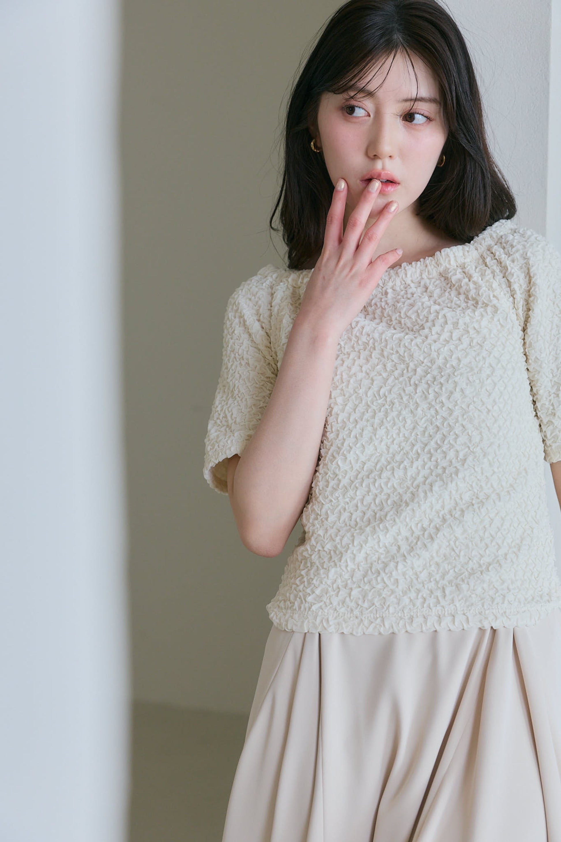 シャーリングカットトップス