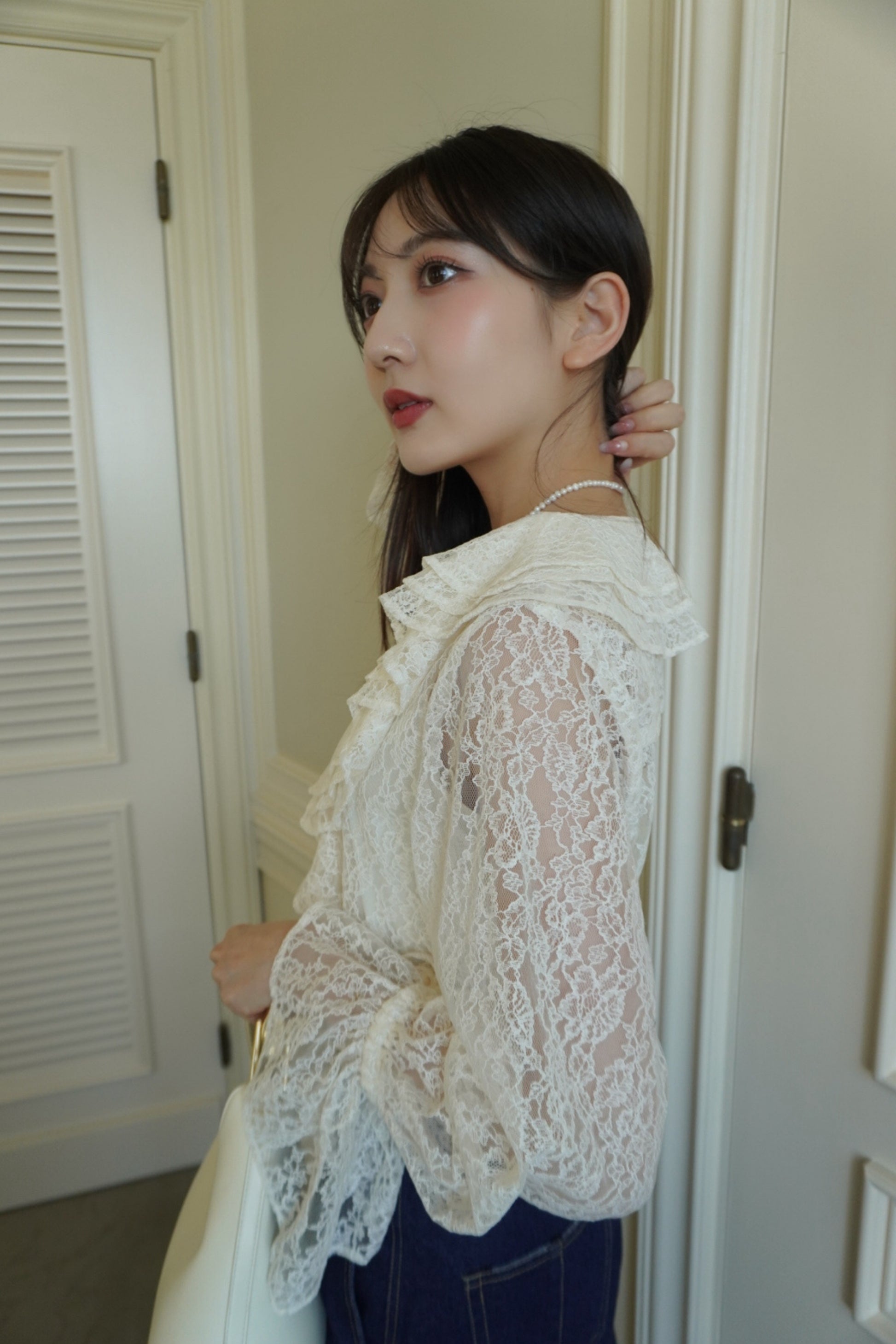 Scalloped lace blouse
