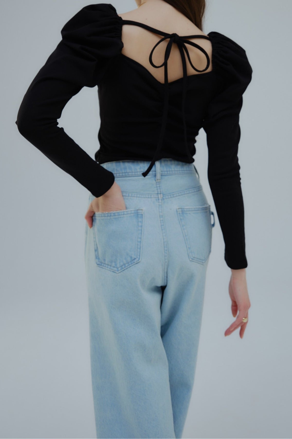 Cut out straight denim